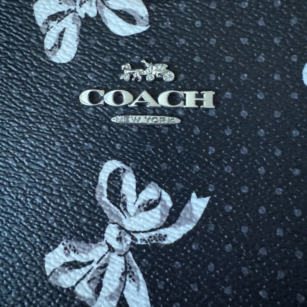 Coach Heart Mini Crossbody Bag with Bow Print - NWT $350 MSRP - Picture 7 of 11